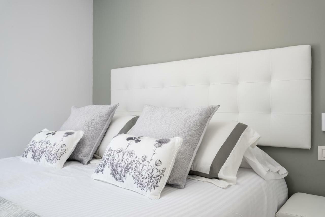 Seafront La Malagueta II Apartment มาลากา ภายนอก รูปภาพ